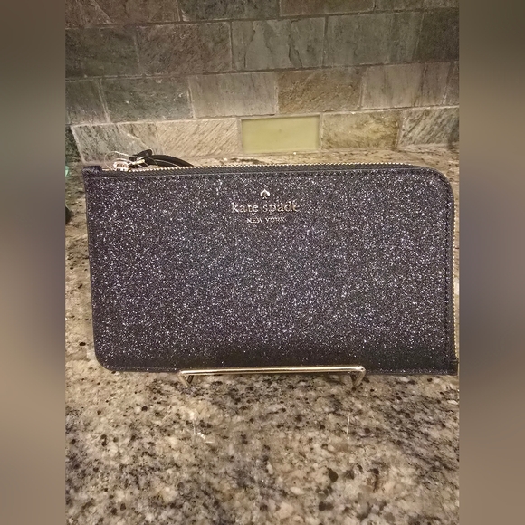 NWT Kate Spade Lucy Glitter Medium L-Zip Wristlet - Picture 3 of 8